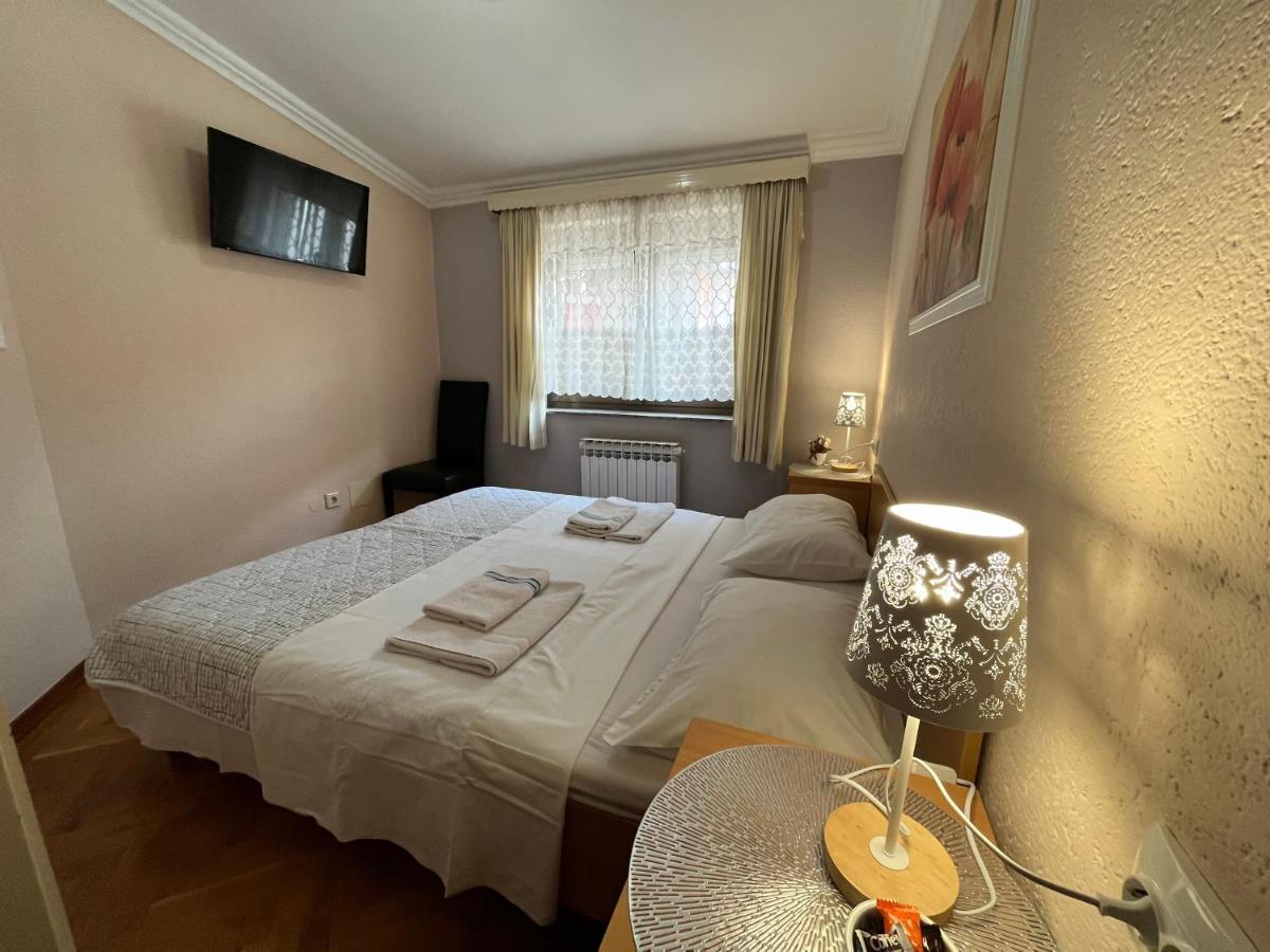 Hostel Dino Мостар Экстерьер фото