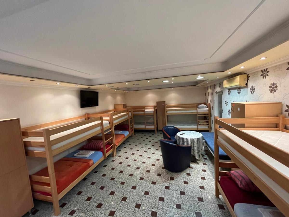Hostel Dino Мостар Экстерьер фото