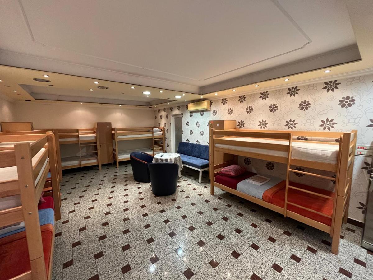 Hostel Dino Мостар Экстерьер фото